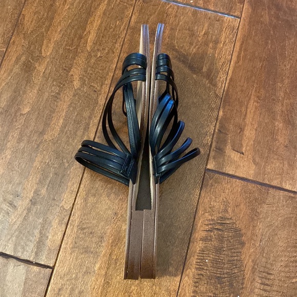 Splendid Black Strappy Sandals Sz 6.5 - Picture 4 of 8